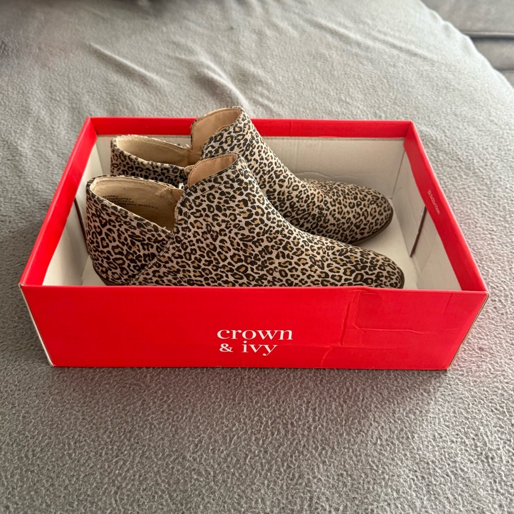 Crown and Ivy Leopard Booties